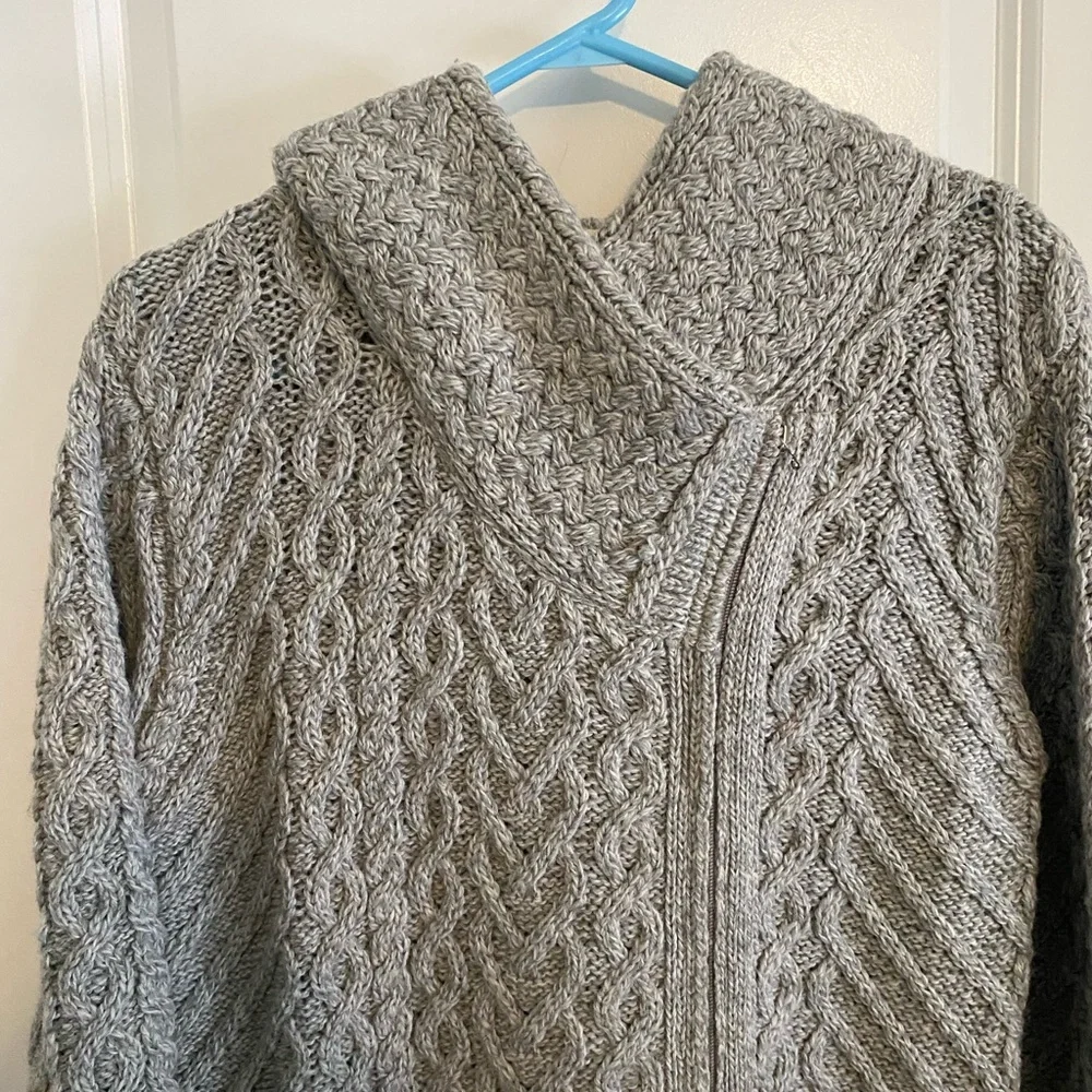 Aran Mor Made in Ireland Merino Wool Cable Knit Hooded Long Cardigan - Picture 4 of 14